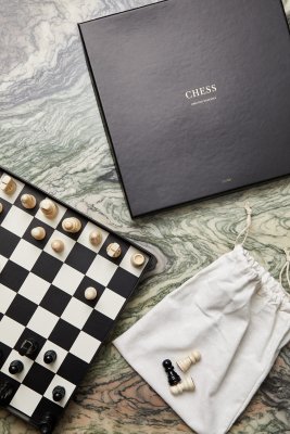 Zoom bild av Chess coffee table game - Vinga Home