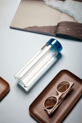 Zoom bild av Cott RCS återvunnen PET vattenflaska - Vinga Home