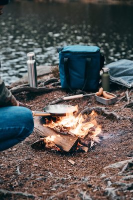 Zoom bild av Vici vildmarkspanna