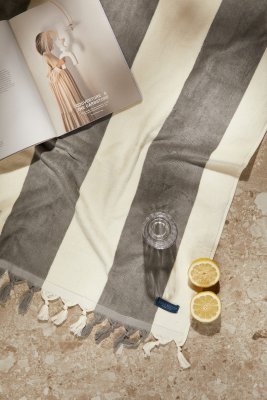 Zoom bild av Valmer solstolsbadlakan - Vinga Home