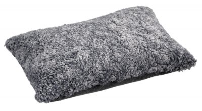 Zoom bild av SKANDILOCK - ACE, KUDDE I KORTHÅRIGT FÅRSKINN. 40X60 CM