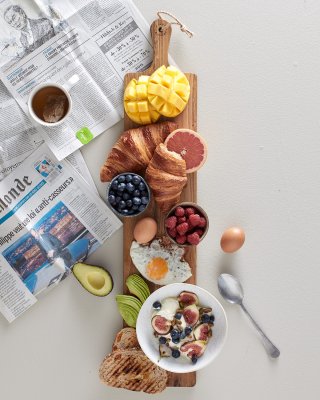 Zoom bild av Buscot lång serveringsbräda - Vinga Home