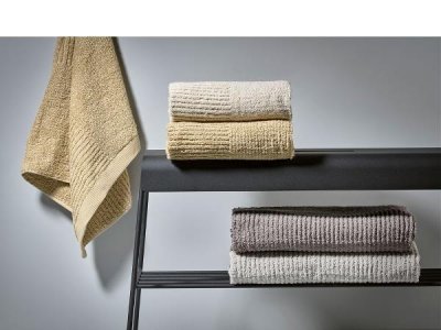 Zoom bild av Zone Denmark Badlakan Classic 70x140 Soft Grey