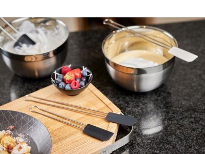 Zoom bild av Rösle Skärbräda med handtag 36 x 24 x 2,5 cm Trä/Stål