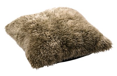 Zoom bild av SKANDILOCK - SHEILA, KUDDE I LÅNGHÅRIGT FÅRSKINN. 70X70 CM